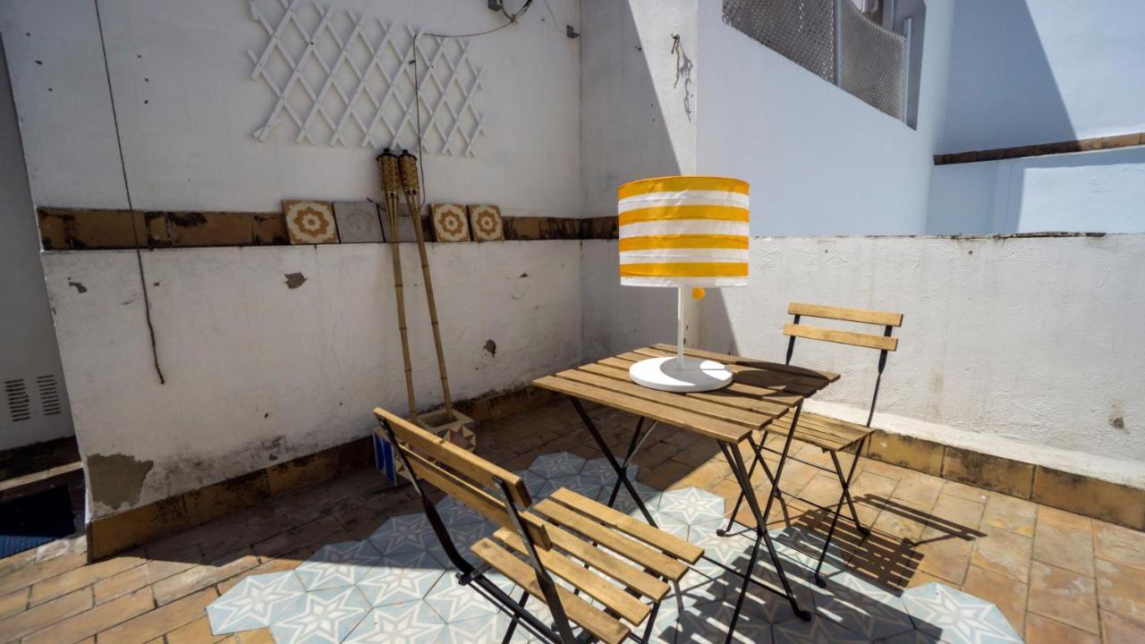Rentalsevilla Feria Duplex Con Terraza Kültér fotó