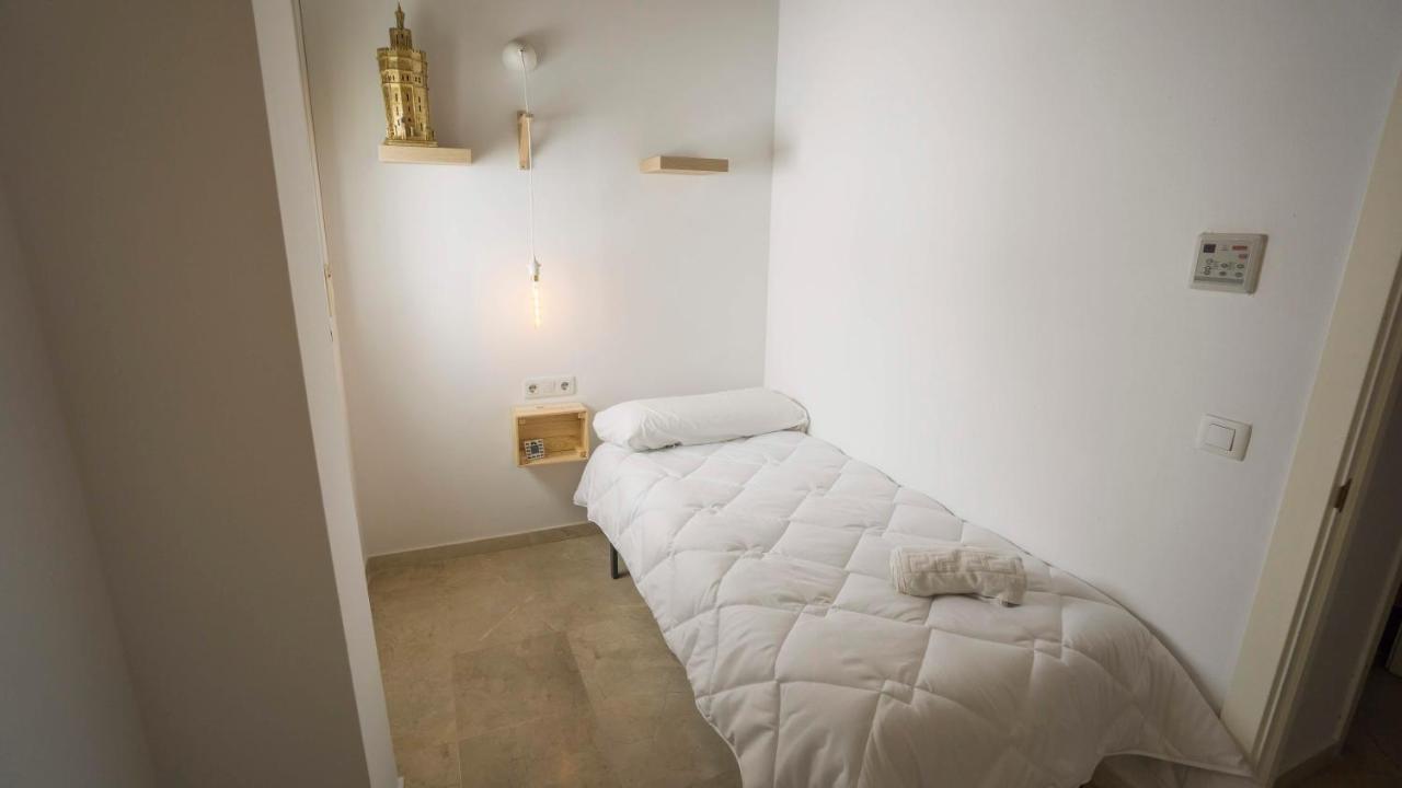 Rentalsevilla Feria Duplex Con Terraza Kültér fotó